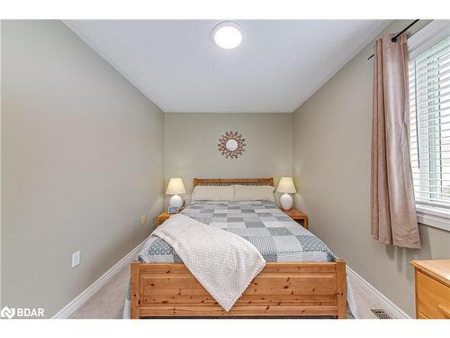 108 Thrushwood Drive, Barrie, ON - Indoor Photo Showing Bedroom