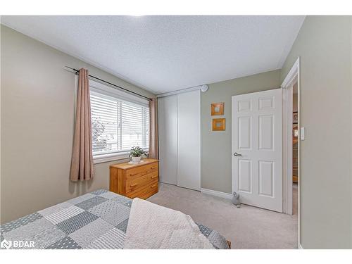 108 Thrushwood Drive, Barrie, ON - Indoor Photo Showing Bedroom