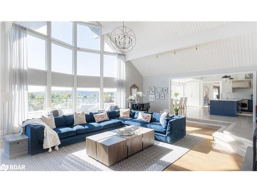 1 Northridge Trail, Caledon, ON - Indoor Photo Showing Living Room