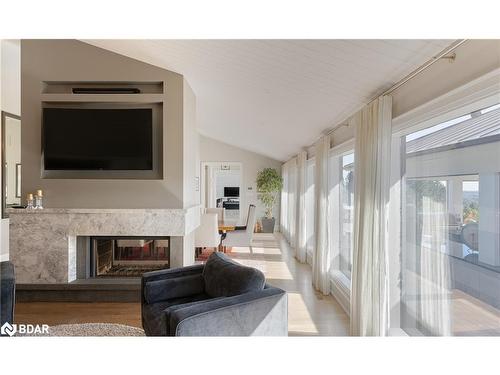 1 Northridge Trail, Caledon, ON - Indoor Photo Showing Living Room With Fireplace