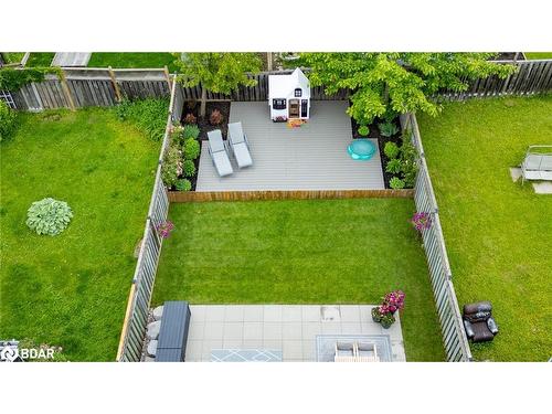 9 Lindsay Court, Barrie, ON - Outdoor With Backyard