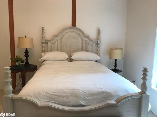 49 Glenwood Drive, Huntsville, ON - Indoor Photo Showing Bedroom