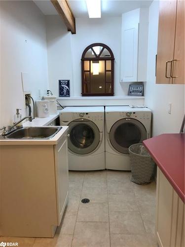 49 Glenwood Drive, Huntsville, ON - Indoor Photo Showing Laundry Room