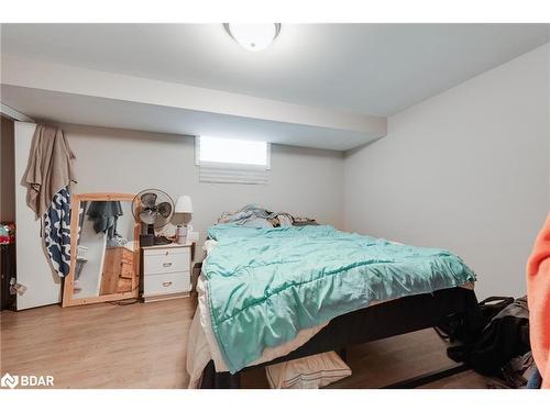 47 Holgate Street, Barrie, ON - Indoor Photo Showing Bedroom