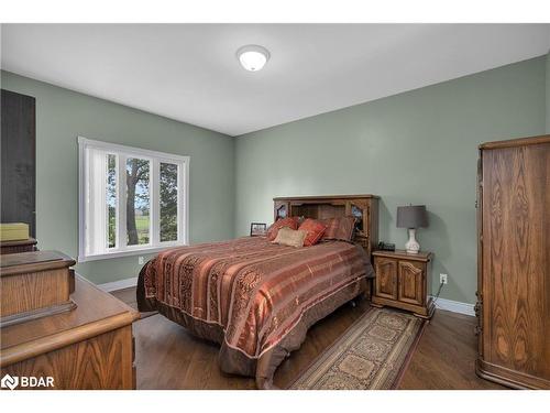 433143 4 Line, Amaranth, ON - Indoor Photo Showing Bedroom