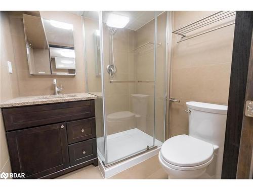 8 Campfire Court, Barrie, ON - Indoor Photo Showing Bathroom