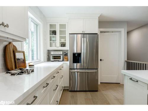 66 Finlay Mill Road, Midhurst, ON - Indoor Photo Showing Kitchen