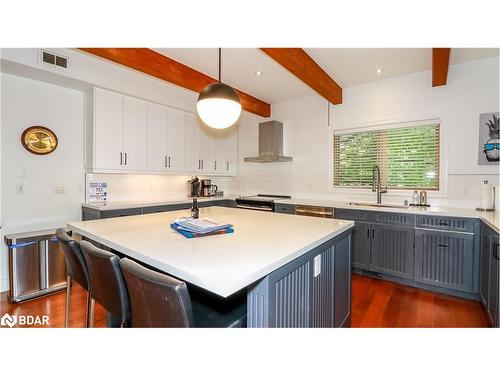 1016 Lawland Heights Road, Gravenhurst, ON - Indoor Photo Showing Kitchen With Upgraded Kitchen