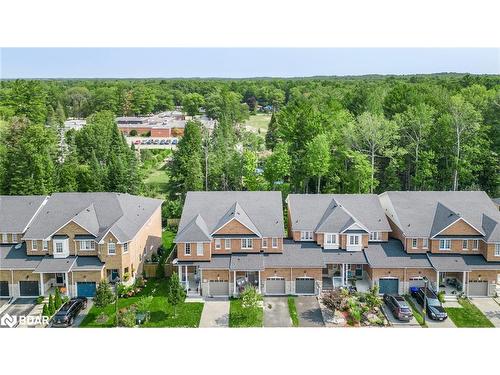 17 Farwell Avenue, Wasaga Beach, ON - Outdoor With Facade