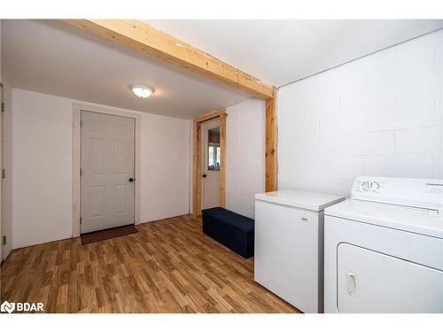 718506 Hwy 6 Highway, Shallow Lake, ON - Indoor Photo Showing Laundry Room