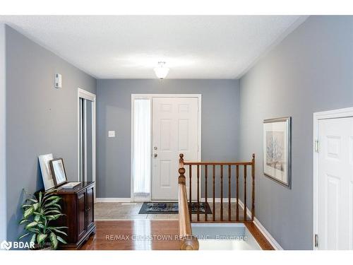 16-358 Little Avenue, Barrie, ON - Indoor Photo Showing Other Room