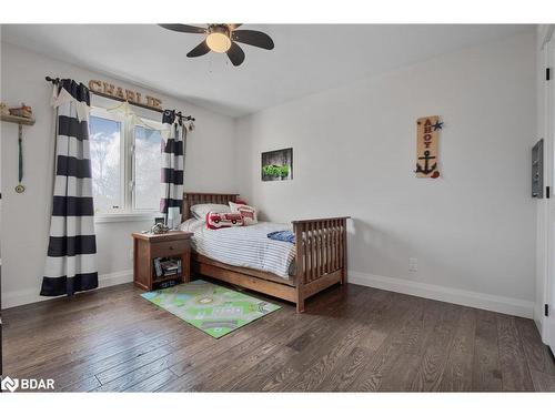 202 Clarence Street, Stayner, ON - Indoor Photo Showing Bedroom