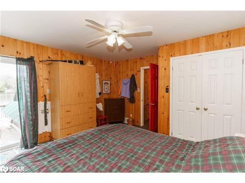 124 Healey Lake Water, The Archipelago, ON - Indoor Photo Showing Bedroom