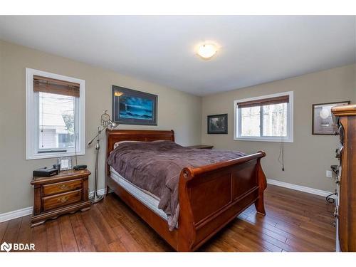 259 Boyers Side Road, Georgina, ON - Indoor Photo Showing Bedroom