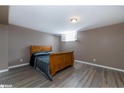 259 Boyers Side Road, Georgina, ON - Indoor Photo Showing Bedroom