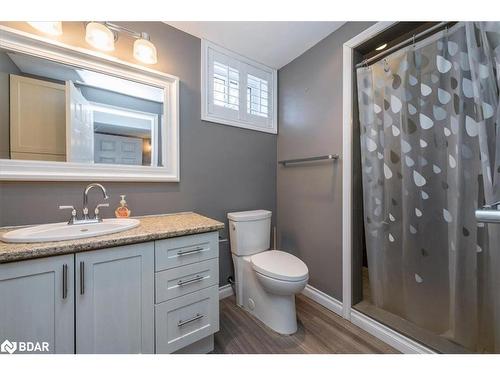 259 Boyers Side Road, Georgina, ON - Indoor Photo Showing Bathroom