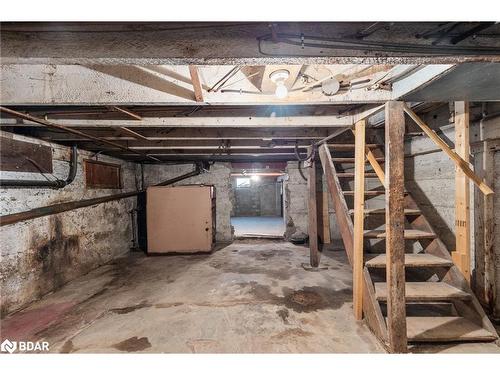 138 Peel Street, Barrie, ON - Indoor Photo Showing Basement