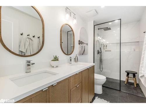 309 Gill Street, Orillia, ON - Indoor Photo Showing Bathroom