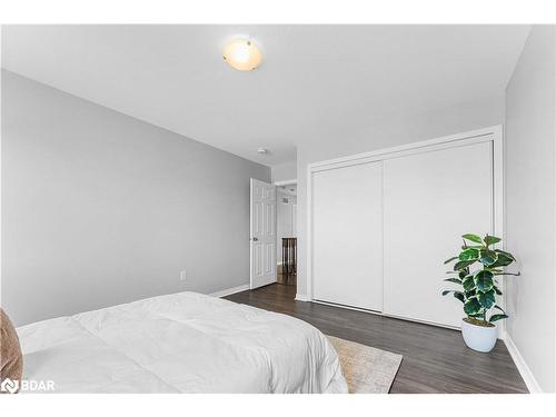 83 Longboat Run West Road, Brantford, ON - Indoor Photo Showing Bedroom