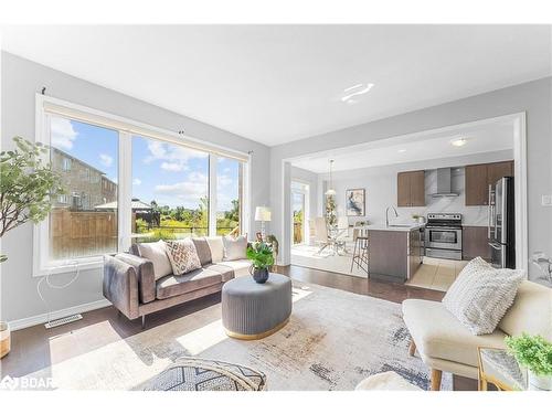 83 Longboat Run West Road, Brantford, ON - Indoor Photo Showing Living Room