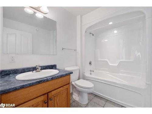 3628 Taylor Street, Innisfil, ON - Indoor Photo Showing Bathroom