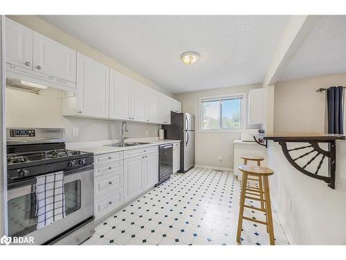 69 Kinzie Lane, Barrie, ON - Indoor Photo Showing Kitchen With Double Sink