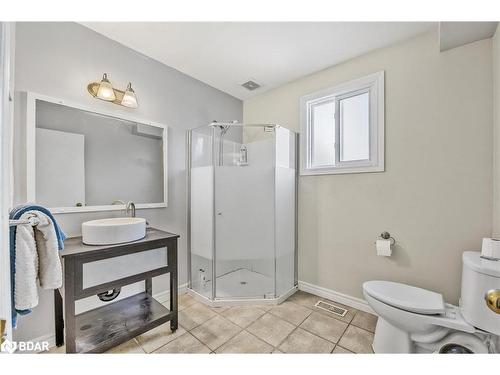 69 Kinzie Lane, Barrie, ON - Indoor Photo Showing Bathroom