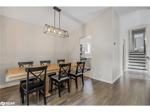 69 Kinzie Lane, Barrie, ON - Indoor Photo Showing Dining Room