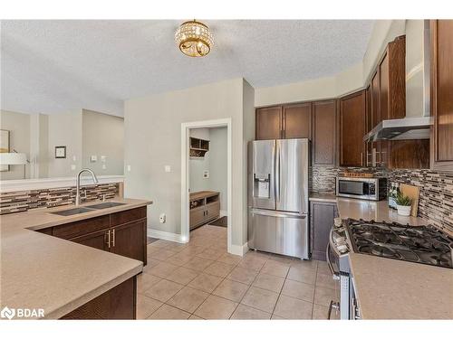 35 Graihawk Drive, Barrie, ON - Indoor Photo Showing Kitchen With Double Sink