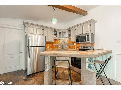 23 Pops Lane, Wasaga Beach, ON - Indoor Photo Showing Kitchen With Stainless Steel Kitchen