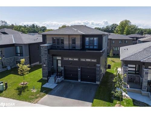 96 Berkely Street, Wasaga Beach, ON - Outdoor With Facade