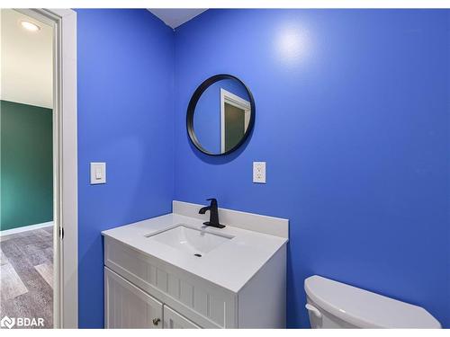 5450 11 Highway S, Oro-Medonte, ON - Indoor Photo Showing Bathroom