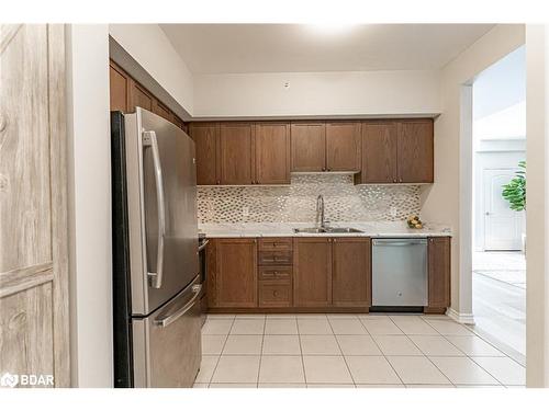 210-44 Ferndale Drive S, Barrie, ON - Indoor Photo Showing Kitchen With Double Sink