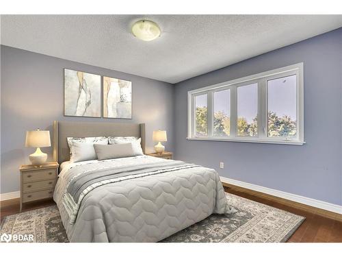 43 Waterhouse Way, Richmond Hill, ON - Indoor Photo Showing Bedroom