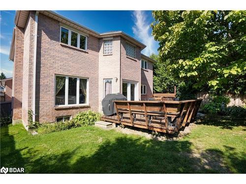 43 Waterhouse Way, Richmond Hill, ON - Outdoor With Exterior