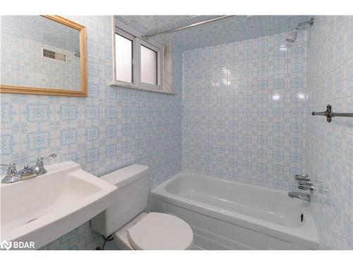 290 Arlington Avenue, Toronto, ON - Indoor Photo Showing Bathroom