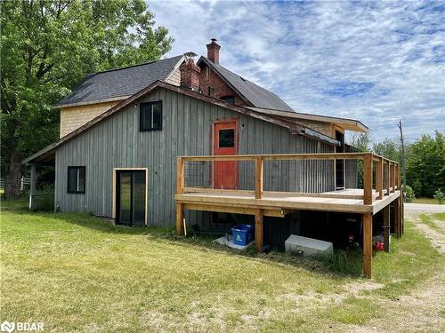 1998 Old Barrie Road East Road E, Oro-Medonte, ON - Outdoor With Deck Patio Veranda With Exterior