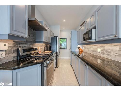 46 Gooch Park Drive, Innisfil, ON - Indoor Photo Showing Kitchen With Stainless Steel Kitchen With Upgraded Kitchen