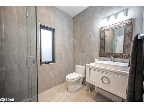 46 Gooch Park Drive, Innisfil, ON - Indoor Photo Showing Bathroom