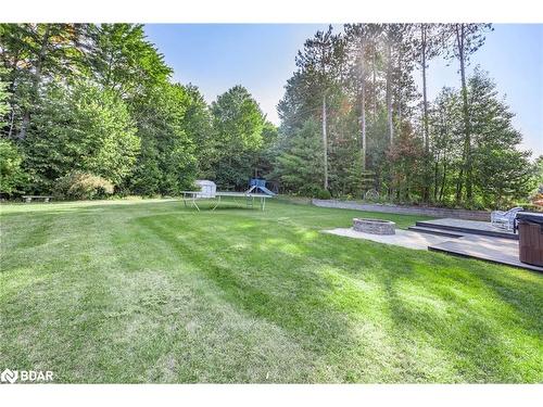 38 Lilac Lane, Midhurst, ON - Outdoor