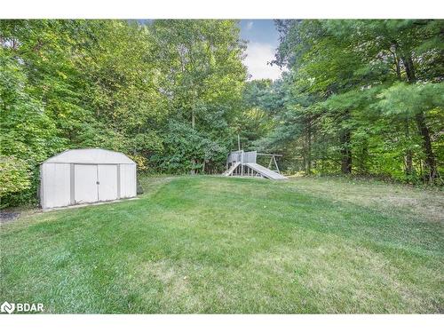 38 Lilac Lane, Midhurst, ON - Outdoor