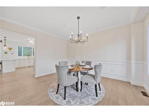 38 Lilac Lane, Midhurst, ON - Indoor Photo Showing Dining Room