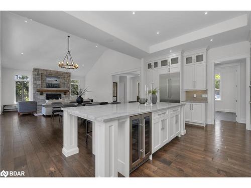 105 Mennill Drive, Springwater, ON - Indoor Photo Showing Kitchen With Double Sink With Upgraded Kitchen