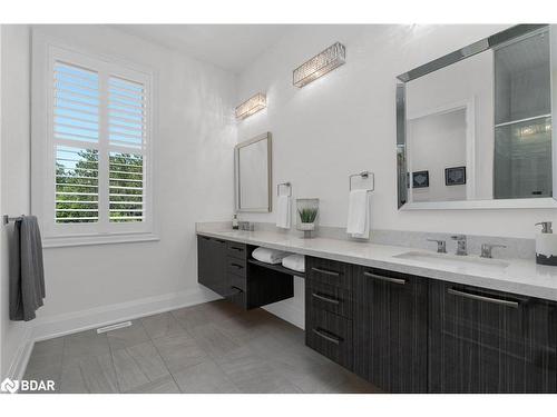 105 Mennill Drive, Springwater, ON - Indoor Photo Showing Bedroom