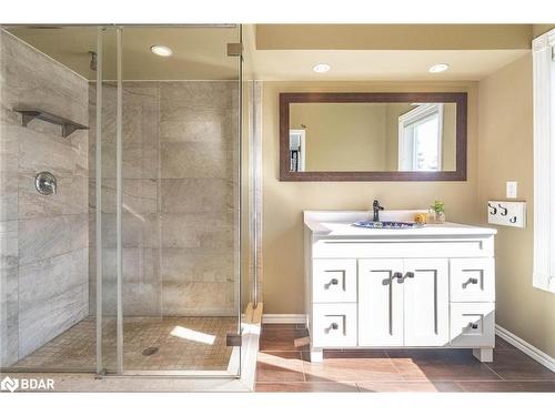 2 Cerswell Drive, Bond Head, ON - Indoor Photo Showing Bathroom