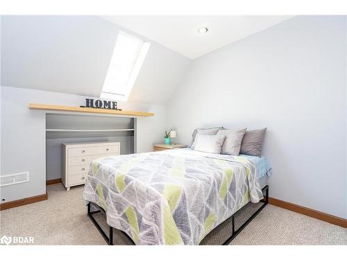 63 Broadview Street, Collingwood, ON - Indoor Photo Showing Bedroom