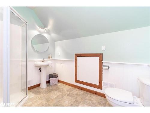 63 Broadview Street, Collingwood, ON - Indoor Photo Showing Bathroom