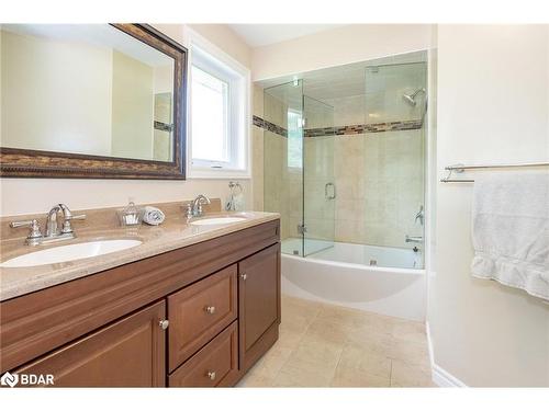 104 Madelaine Drive, Barrie, ON - Indoor Photo Showing Bathroom