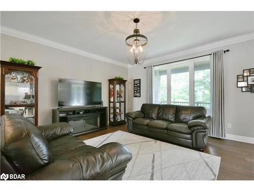 5 Kanata Court Court, Barrie, ON - Indoor Photo Showing Living Room