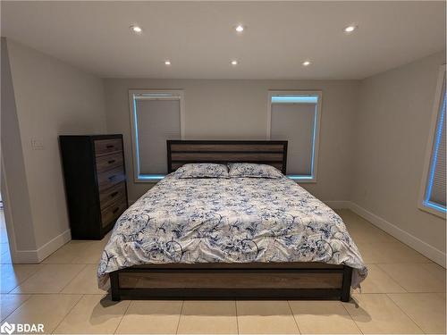 1753 Cross Street, Innisfil, ON - Indoor Photo Showing Bedroom